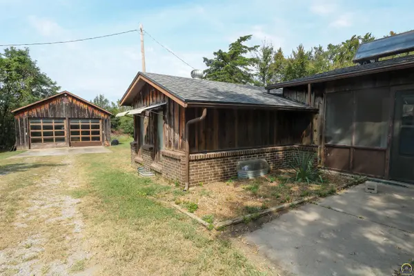 475 AA 80 Rd, Fall River, KS 67047