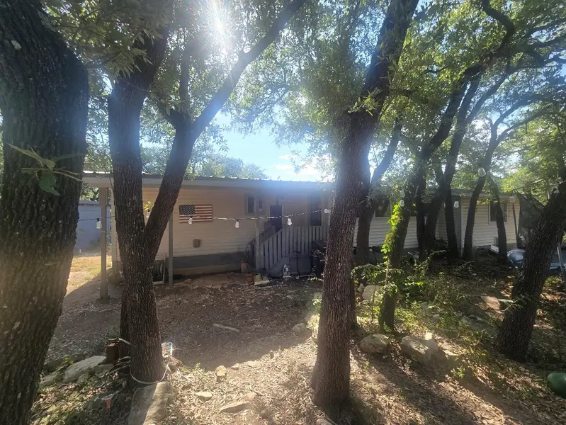21401 Lindeman LN, Leander, TX 78641