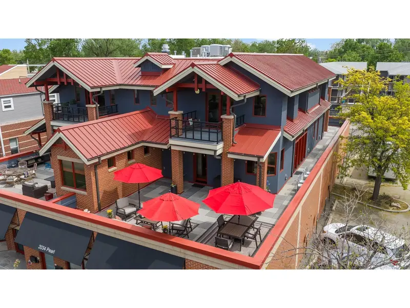 2034 Pearl #200, Boulder, CO 80302