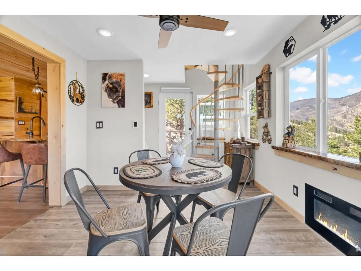 500 Bulwark Ridge, Glen Haven, CO 80532
