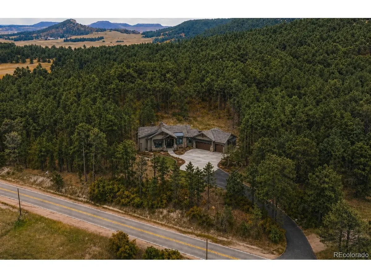 14420 S Perry Park, Larkspur, CO 80118