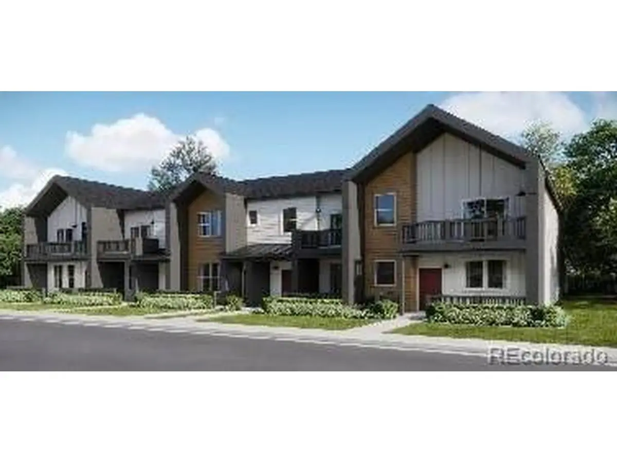 8871 Whiteclover, Littleton, CO 80125