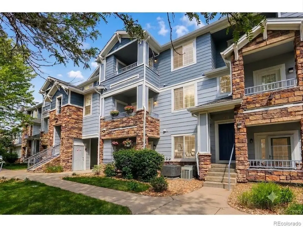 5255 Memphis #921, Denver, CO 80239