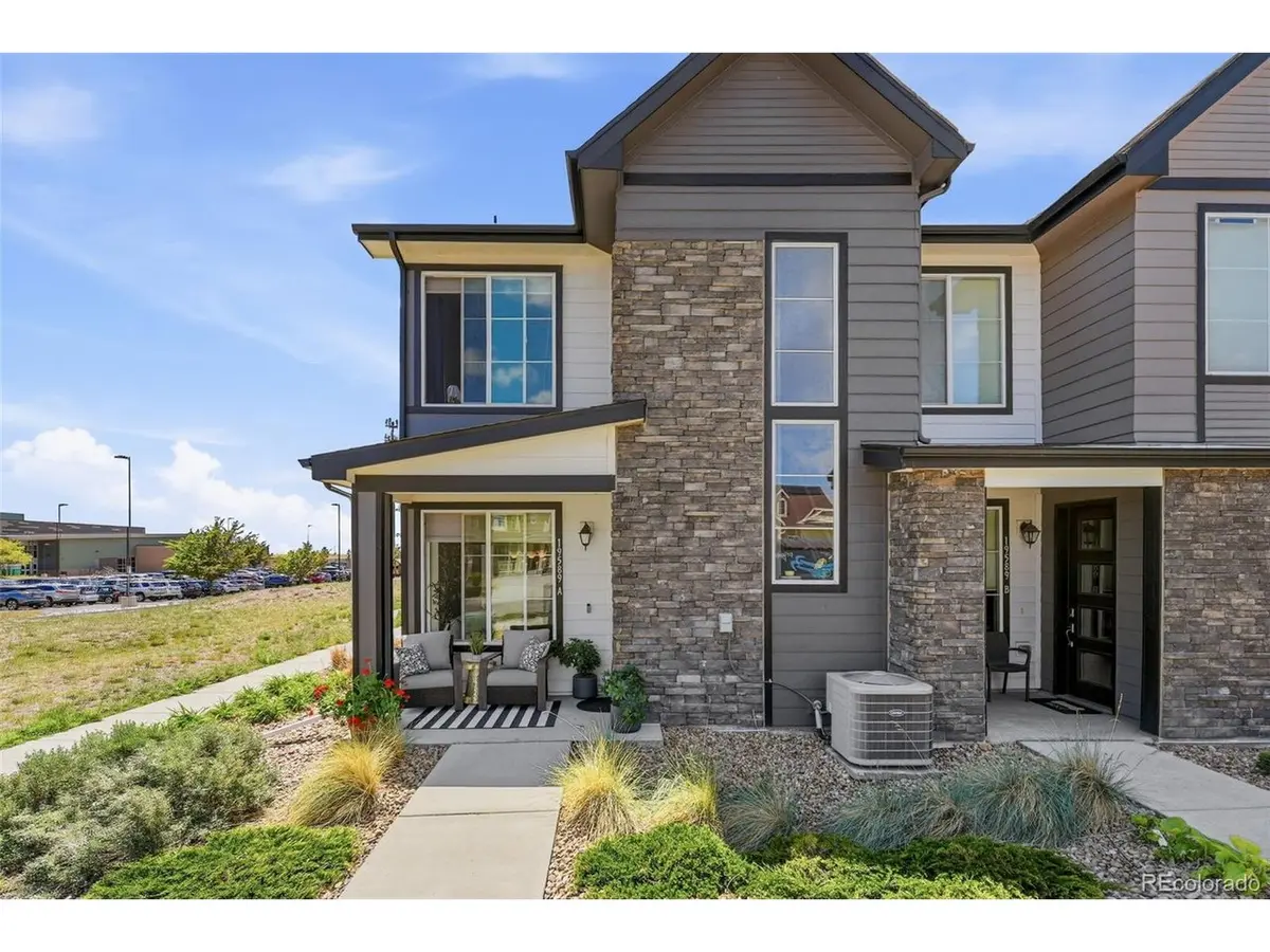 19589 W 93rd #A, Arvada, CO 80007
