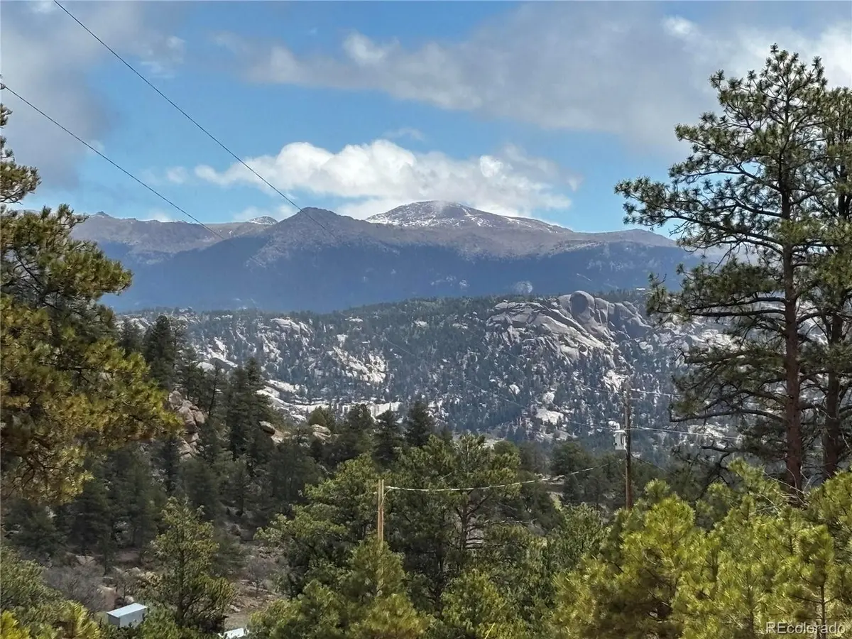 210 Crescent, Florissant, CO 80816