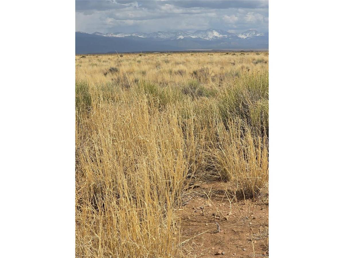 17 E Denver Rd., Blanca, CO 81123