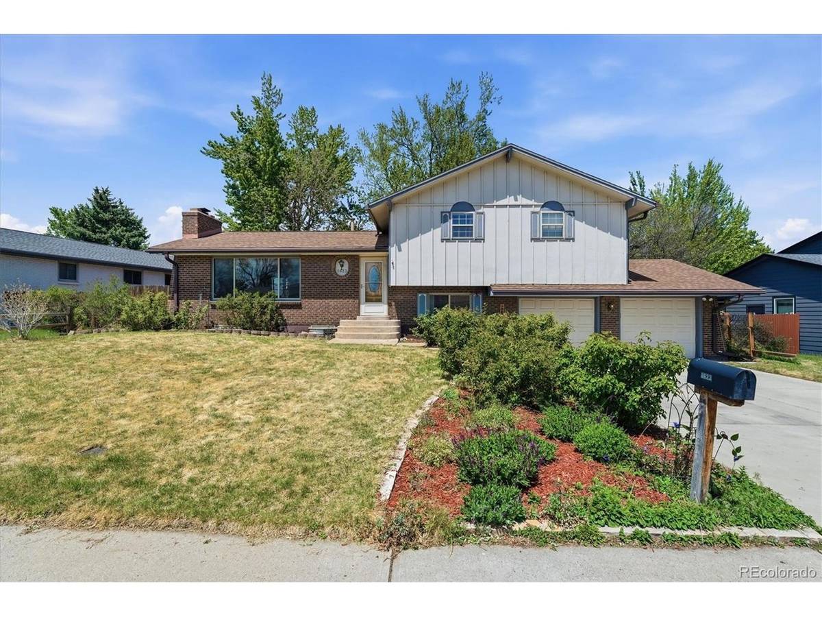 8623 W Warren, Lakewood, CO 80227