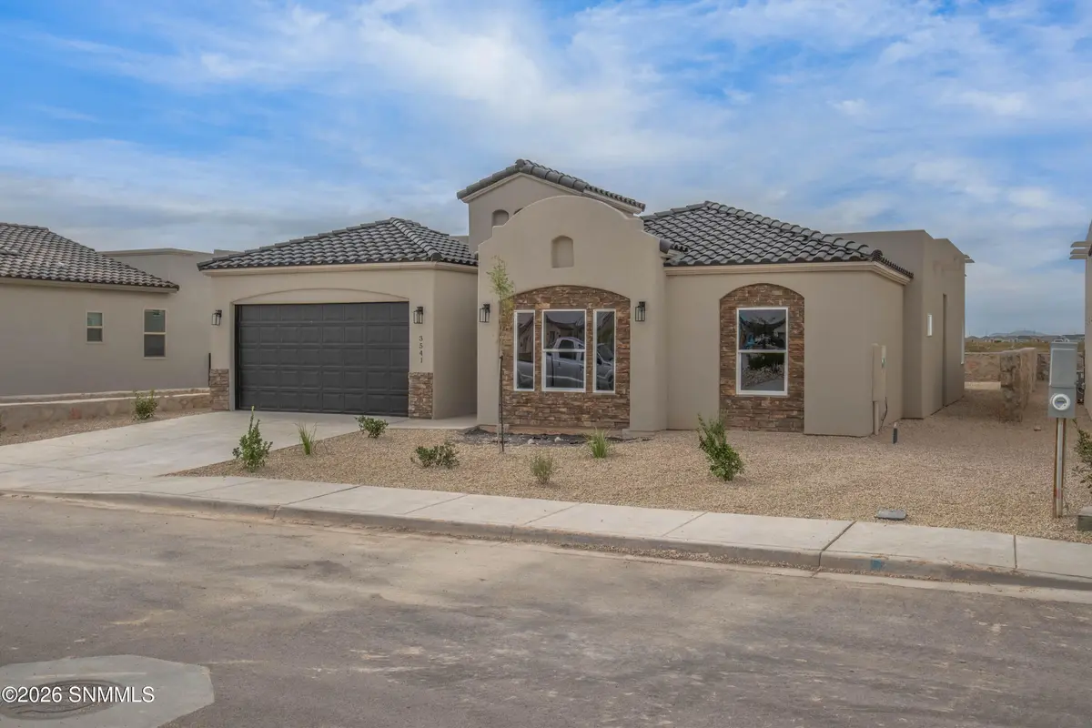 3541 Belmont LN, Las Cruces, NM 88012