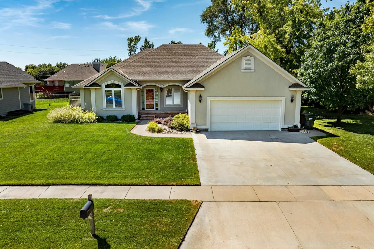 4009 Vicksburg Street, Hutchinson, KS 67502