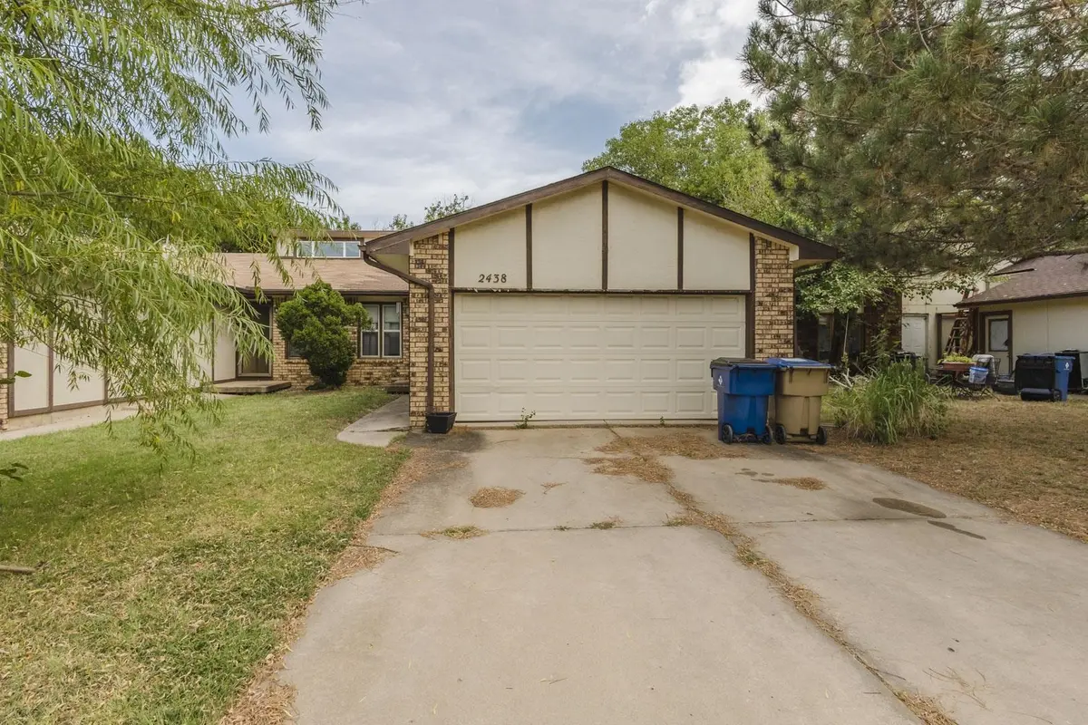 2438 S Capri, Wichita, KS 67210