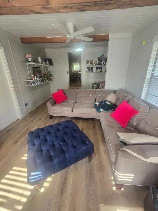 21401 Lindeman LN, Leander, TX 78641