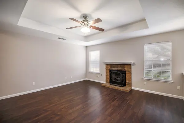 1806 Oakmont LN, Cedar Park, TX 78613