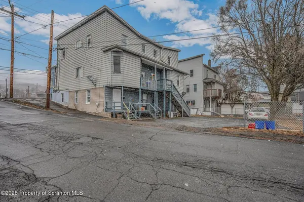1200 Main ST, Dickson City, PA 18519