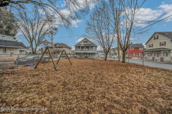 1200 Main ST, Dickson City, PA 18519