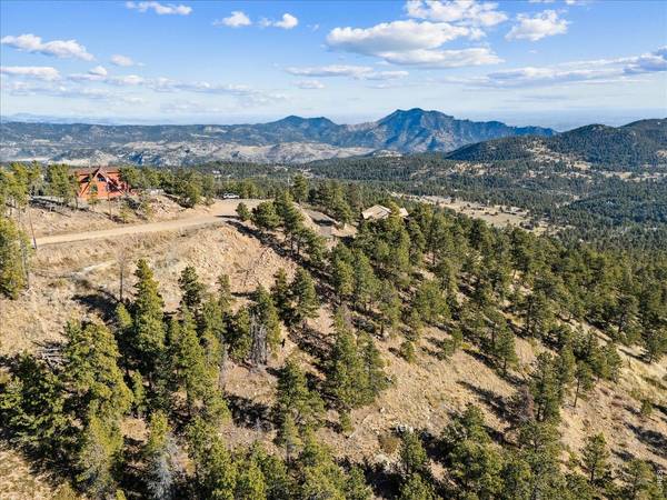 32748 Janelle, Golden, CO 80403