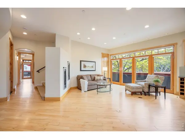 2034 Pearl #200, Boulder, CO 80302