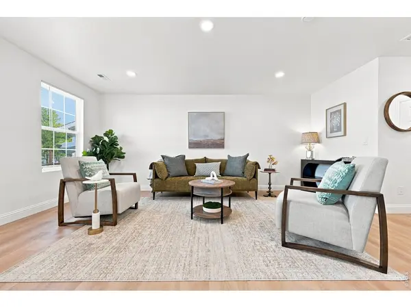 7945 S Kittredge, Englewood, CO 80112