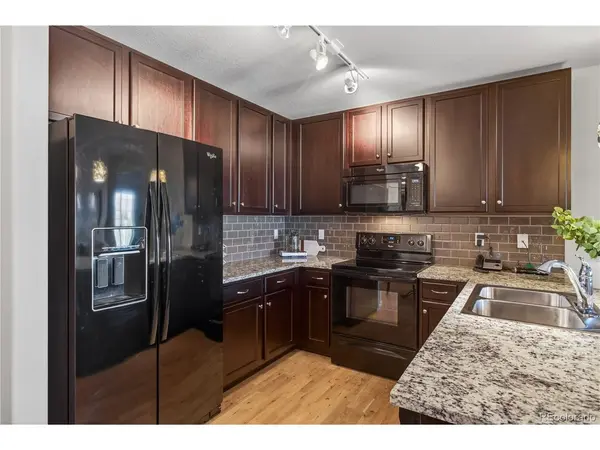 1062 Rockhurst #202, Highlands Ranch, CO 80129