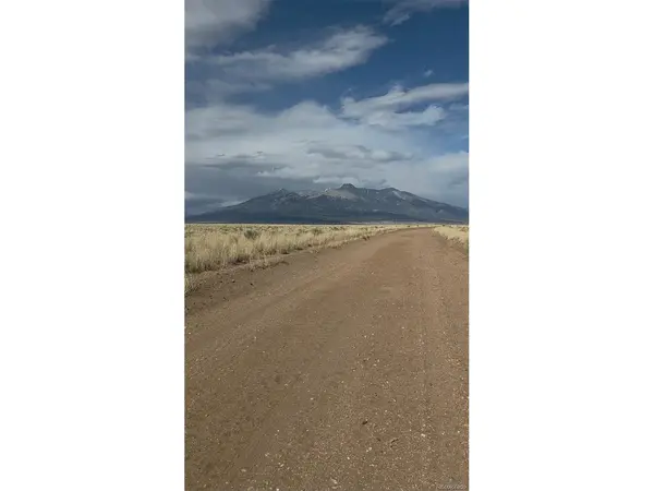 26 Cripple Creek Rd., Blanca, CO 81123
