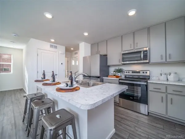 46543 Gold Prairie, Bennett, CO 80102
