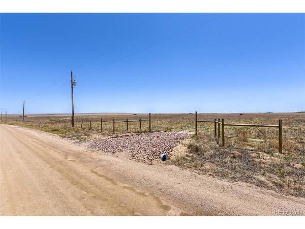 22995 Bar 10, Calhan, CO 80808