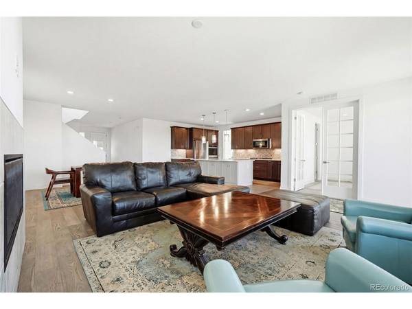 1913 Coopers Hawk, Brighton, CO 80601