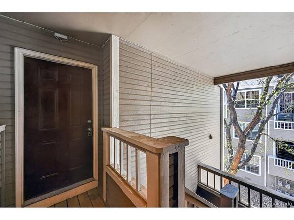5705 W Atlantic #302, Lakewood, CO 80227