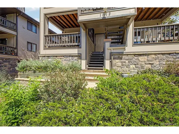 1812 17th #101S, Boulder, CO 80302