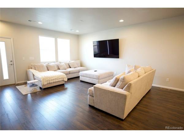 6673 N Ceylon, Denver, CO 80249