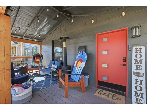 1607 Pikes Peak, Colorado Springs, CO 80904