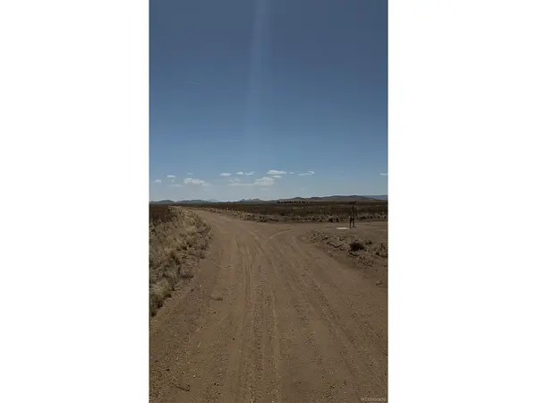 5 Glenwood Springs Loop, Blanca, CO 81123