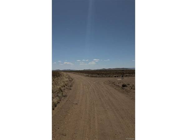 5 Glenwood Springs Loop, Blanca, CO 81123