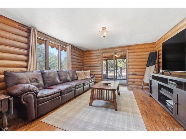 35733 Whispering, Elizabeth, CO 80107