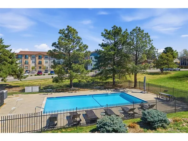 532 Oakwood #B207, Castle Rock, CO 80104