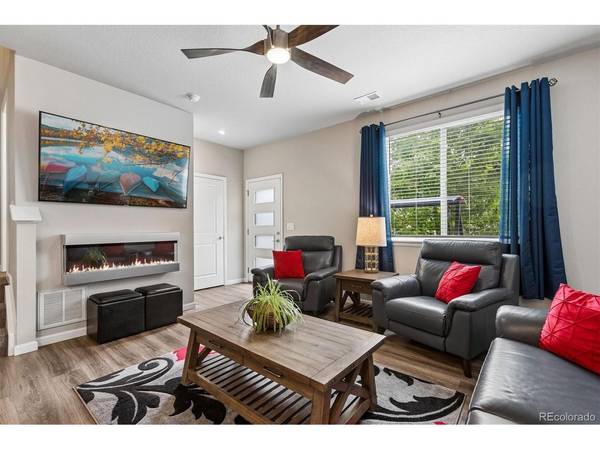 762 Stonebridge, Longmont, CO 80503