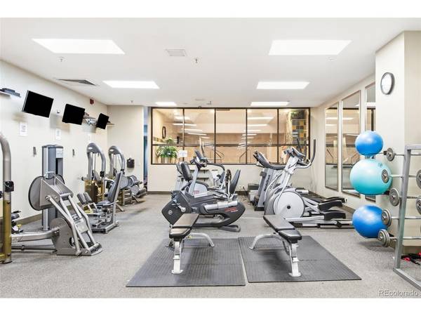 1551 Larimer #406, Denver, CO 80202