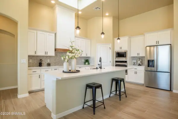 3533 Belmont LN, Las Cruces, NM 88012