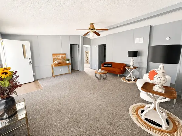 928 W Summey, Haysville, KS 67060