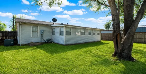 928 W Summey, Haysville, KS 67060