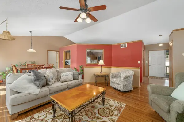 1325 N Stewart St, Wellington, KS 67152