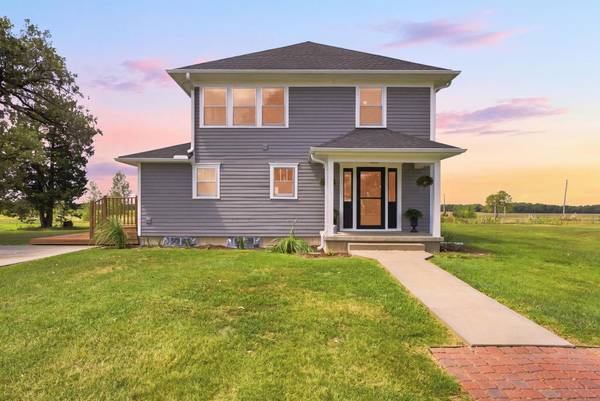 1581 Cheyenne Rd, Moundridge, KS 67107