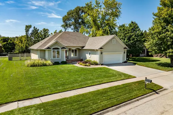4009 Vicksburg Street, Hutchinson, KS 67502