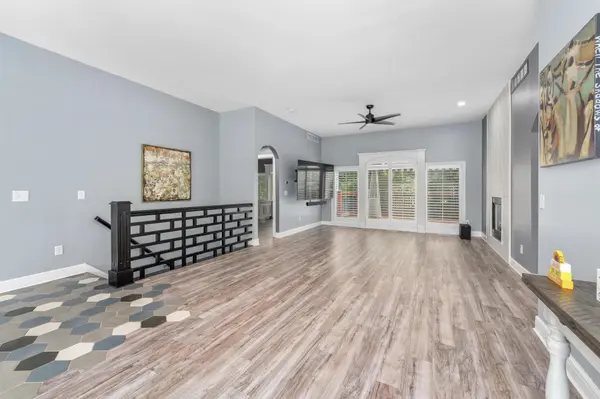1272 N Hickory Creek Ct, Wichita, KS 67235