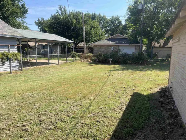 1022 N 3, Arkansas City, KS 67005