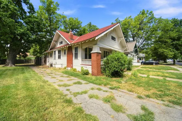 233 N Estelle Ave, Wichita, KS 67214