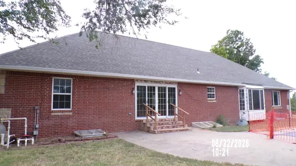 7530 N BROADWAY AVE, Park City, KS 67219-1128