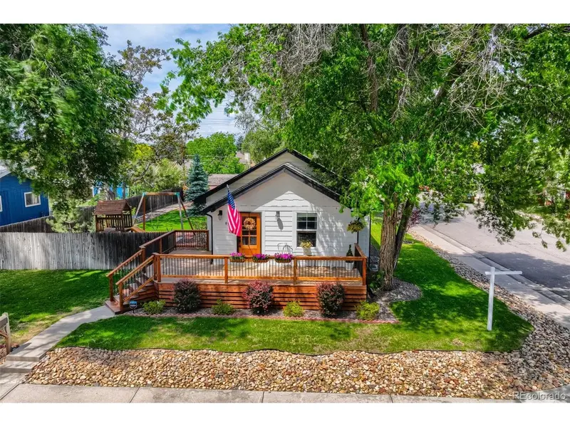 801 S Krameria, Denver, CO 80224