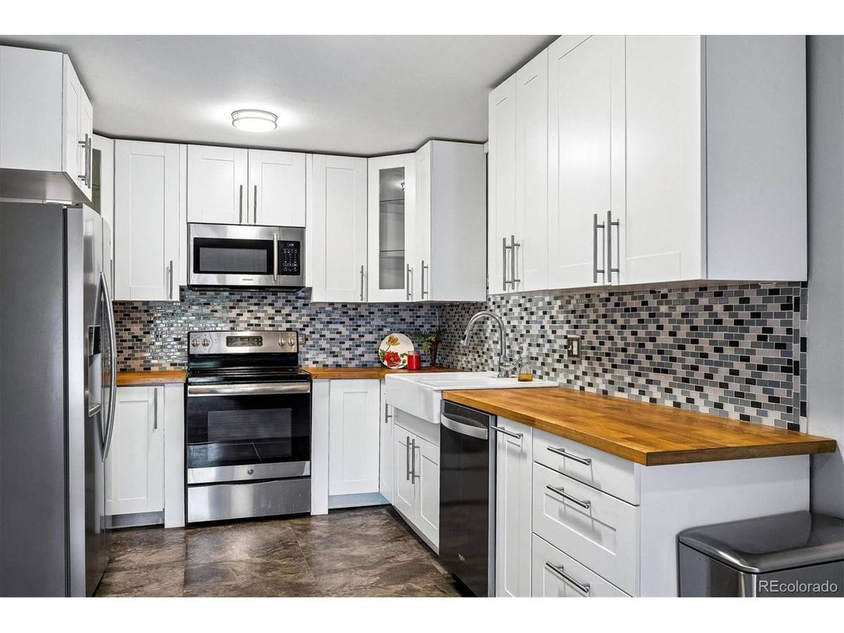 715 S Clinton #2B, Denver, CO 80247