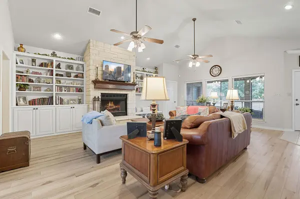 1206 Long MDW, Salado, TX 76571