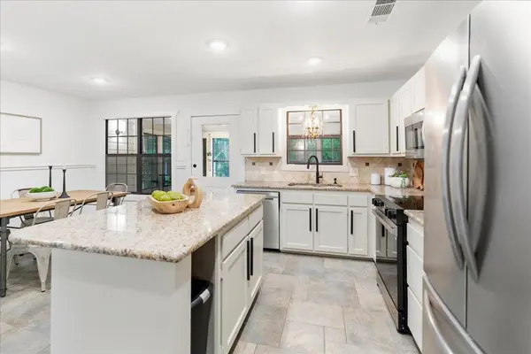 1401 Avenida Serena, Marble Falls, TX 78654